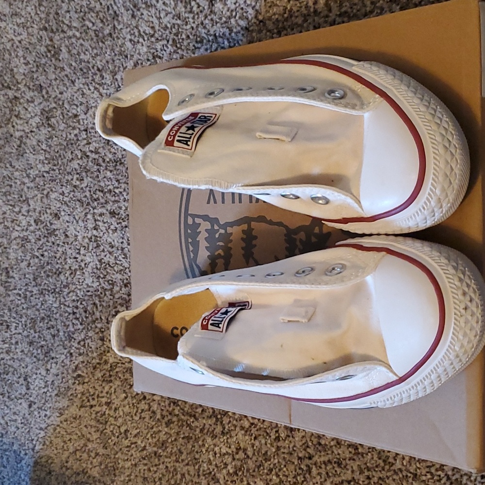 Converse Womens Size 7